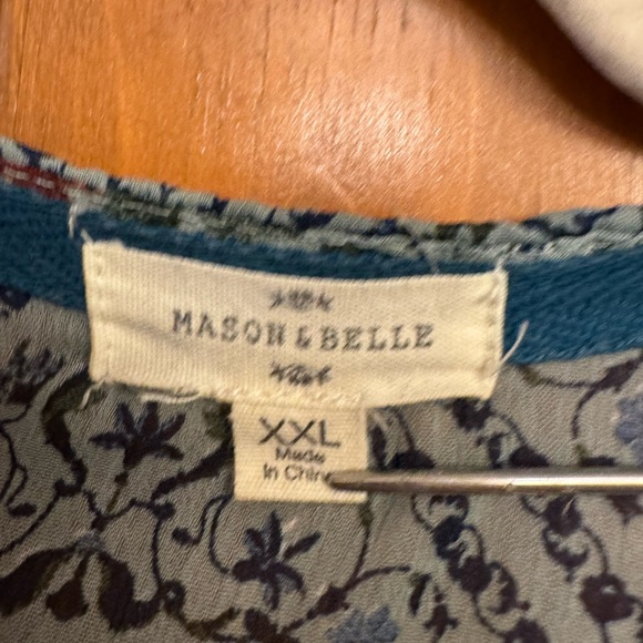 Laria Crochet Trim Open Front Woven Kimono - Picture 2 of 2